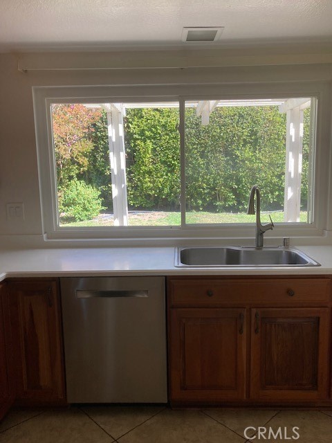 27542 Cenajo, Mission Viejo CA: https://media.crmls.org/medias/ad584697-d2c5-491d-ab1d-a0c54b50d34e.jpg