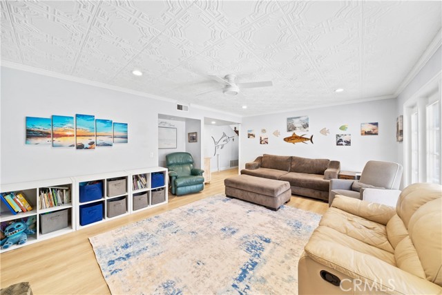 25261 Grissom Road, Laguna Hills CA: https://media.crmls.org/medias/ad59ca72-d2e5-4c3d-8174-1bc515b1a3f2.jpg