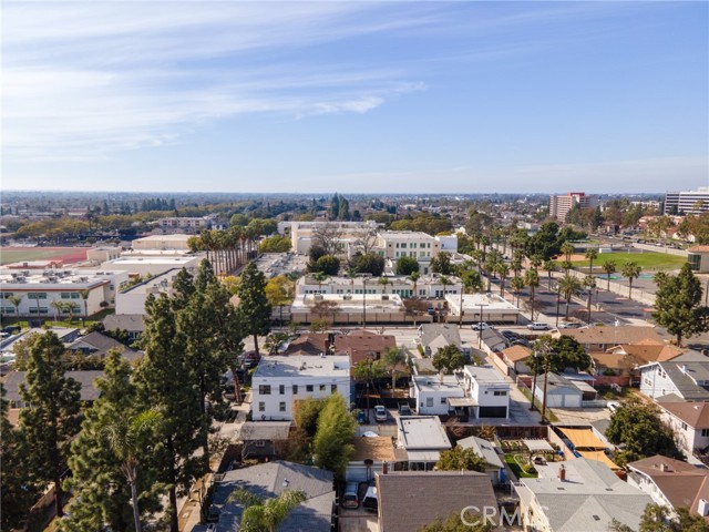 415 W Pine Street, Santa Ana CA: https://media.crmls.org/medias/ad5a7da4-c044-43c1-96c5-9cbef724ed85.jpg