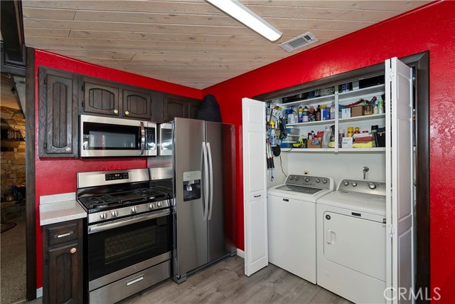 Detail Gallery Image 10 of 17 For 437 San Martin, Big Bear City,  CA 92314 - 2 Beds | 1 Baths