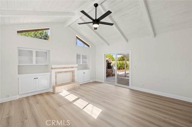 9351 Leilani Dr, Huntington Beach CA: https://media.crmls.org/medias/ad5c7edc-ad29-4ca0-a318-cb44010d433d.jpg