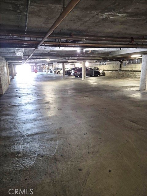 13325 Kornblum Avenue, Hawthorne CA: https://media.crmls.org/medias/ad5cb3c1-610e-4f6f-afeb-591bfdec0d41.jpg