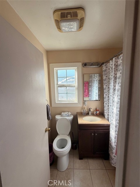 Detail Gallery Image 17 of 26 For 2403 W Almond Ave, Orange,  CA 92868 - 3 Beds | 2 Baths