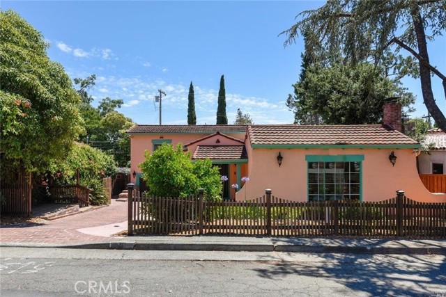 Detail Gallery Image 2 of 36 For 9 El Camino Real, Vallejo,  CA 94590 - 3 Beds | 3 Baths