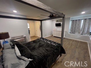 https://media.crmls.org/medias/ad5e3bda-90e0-4260-be7b-eca24a364c10.jpg?preset=X-Large