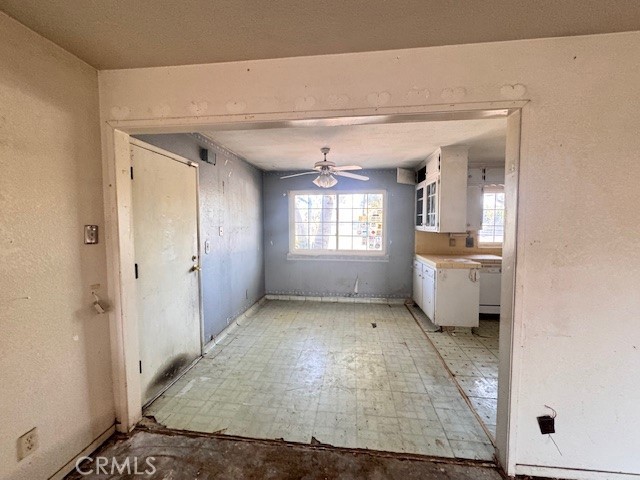 Detail Gallery Image 4 of 28 For 352 Terri Dr, Atwater,  CA 95301 - 3 Beds | 2/1 Baths