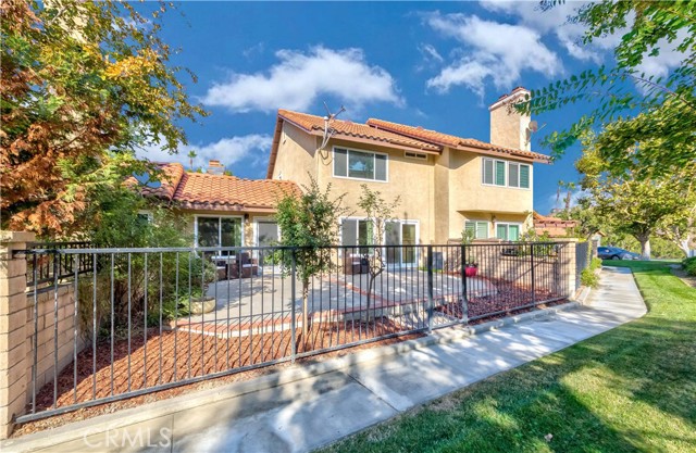 Detail Gallery Image 27 of 32 For 6040 E Ladera Ln, Anaheim Hills,  CA 92807 - 2 Beds | 2/1 Baths