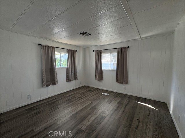 Detail Gallery Image 20 of 39 For 1895 W Devonshire Ave #27,  Hemet,  CA 92545 - 2 Beds | 2 Baths