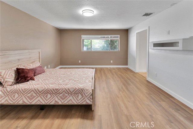 18343 Cocopah Court, Apple Valley CA: https://media.crmls.org/medias/ad6058df-233b-48ea-a528-1cb595463365.jpg