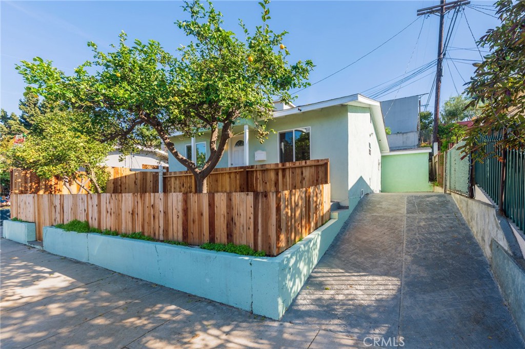 MLS #SB25269765 image #1