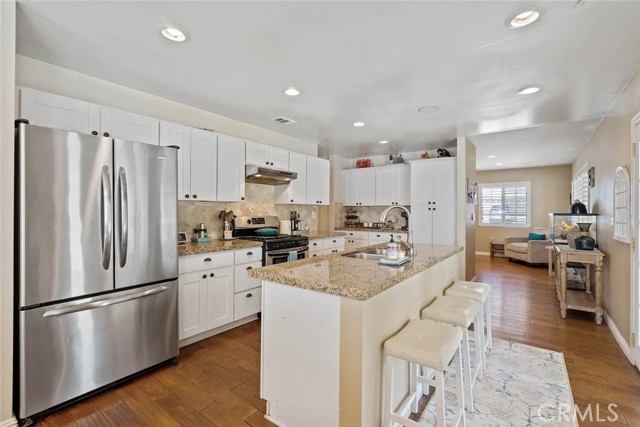 Detail Gallery Image 10 of 33 For 14022 Arlee, Sylmar,  CA 91342 - 3 Beds | 2 Baths