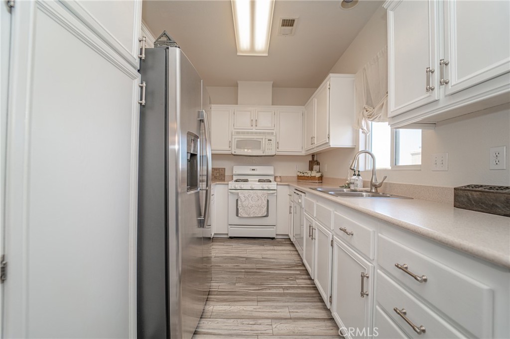 14924 Gloria Lane