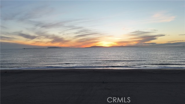 Detail Gallery Image 48 of 54 For 3932 Ocean Drive, Oxnard,  CA 93035 - 3 Beds | 2/1 Baths