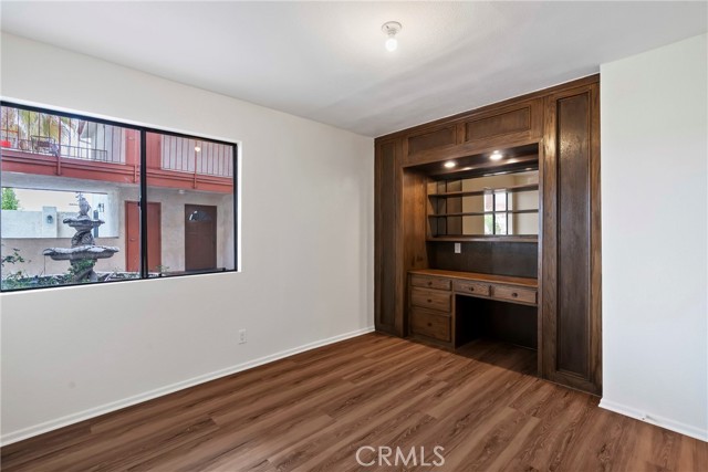 Detail Gallery Image 16 of 27 For 7625 Reseda Bld #104,  Reseda,  CA 91335 - 3 Beds | 2 Baths