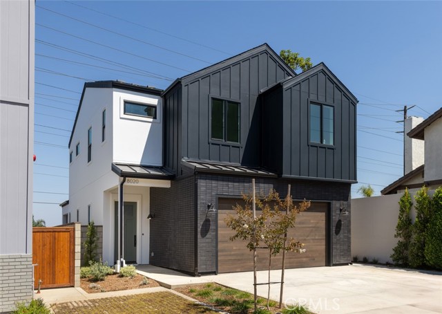 Front Image Thumbnail for CROC25234826