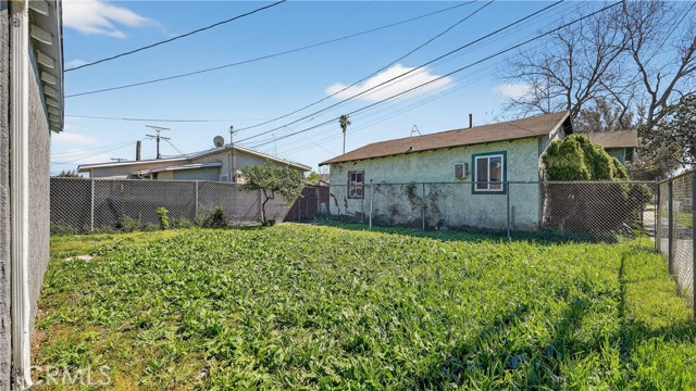 Detail Gallery Image 38 of 44 For 200 E Century Bld, Los Angeles,  CA 90003 - 2 Beds | 1 Baths