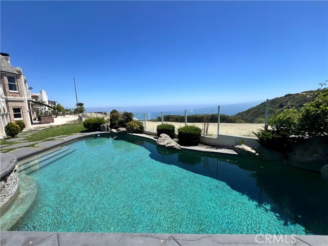 22803 SEAWAY Drive, Laguna Niguel CA: https://media.crmls.org/medias/ad62a674-0d39-4526-9c98-2700c5d74af7.jpg