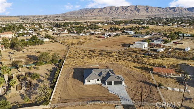 Detail Gallery Image 46 of 50 For 18363 Fresno St, Hesperia,  CA 92345 - 4 Beds | 3 Baths