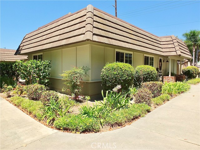 4846 Larwin Avenue, Cypress CA: https://media.crmls.org/medias/ad63563a-1b76-46b1-ac1b-6096dbcefca1.jpg
