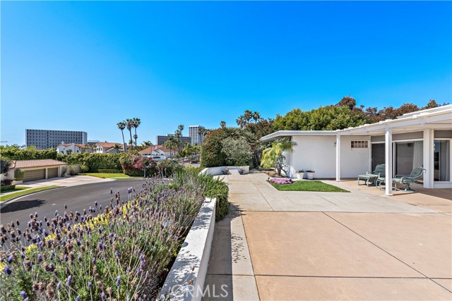 Detail Gallery Image 43 of 48 For 2501 Blue Water, Corona Del Mar,  CA 92625 - 4 Beds | 2/1 Baths