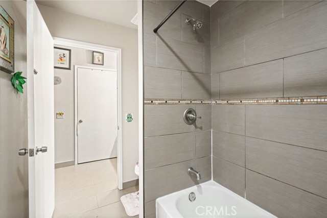 Detail Gallery Image 25 of 38 For 13540 Hubbard St #21,  Sylmar,  CA 91342 - 2 Beds | 1/1 Baths