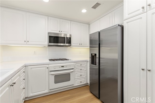 Detail Gallery Image 11 of 26 For 49 Glenalmond, Ladera Ranch,  CA 92694 - 3 Beds | 2/1 Baths