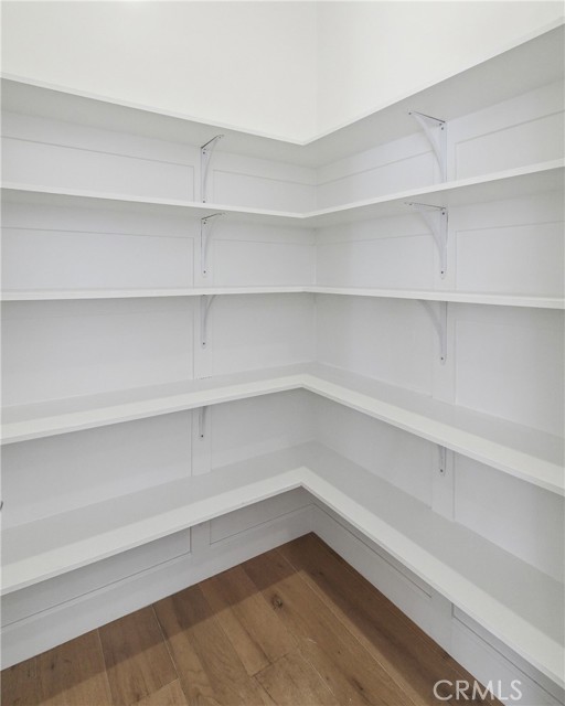 Detail Gallery Image 26 of 59 For 1405 Oak Ave, Manhattan Beach,  CA 90266 - 4 Beds | 4/1 Baths