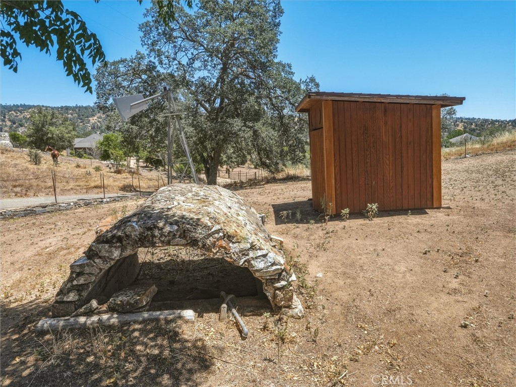 https://media.crmls.org/medias/ad677247-e75a-4cb2-aeda-1fa958bbb577.jpg?preset=X-Large