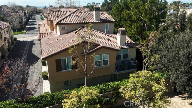 Detail Gallery Image 9 of 16 For 12450 Travanca Ln, Corona,  CA 91752 - 2 Beds | 2/1 Baths