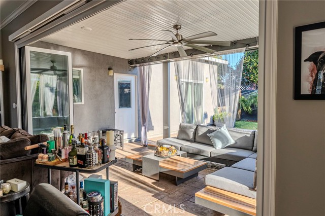 Detail Gallery Image 17 of 51 For 6841 E Bacarro, Long Beach,  CA 90815 - 4 Beds | 3 Baths