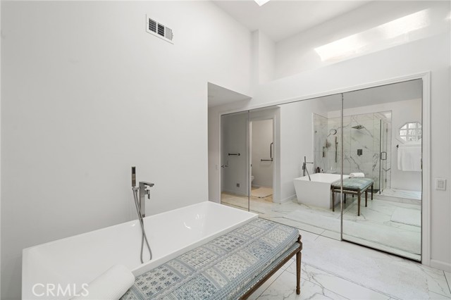 Detail Gallery Image 24 of 47 For 3 Sea Cove, Newport Beach,  CA 92660 - 2 Beds | 2 Baths