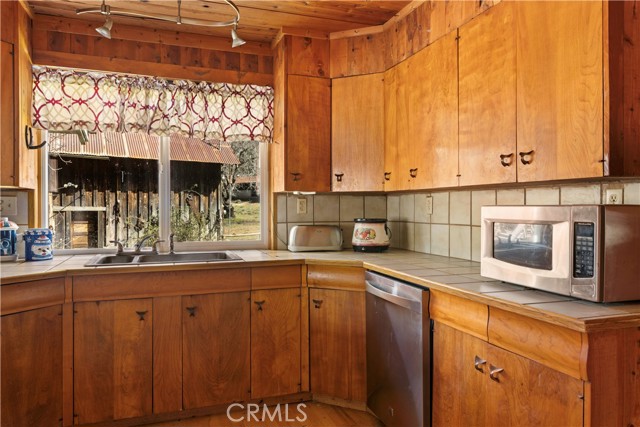 Detail Gallery Image 16 of 65 For 10536 Highway 175, Kelseyville,  CA 95451 - 2 Beds | 2 Baths