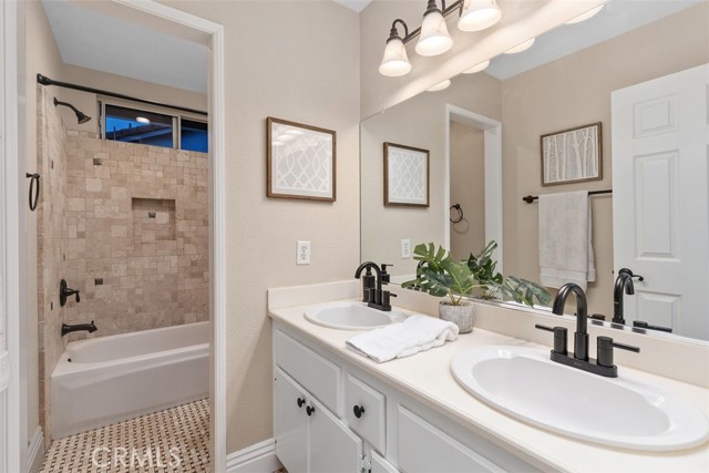 20782 Porter Ranch Road, Rancho Santa Margarita CA: https://media.crmls.org/medias/ad6ae260-2f41-406a-a7a5-b138152f1669.jpg