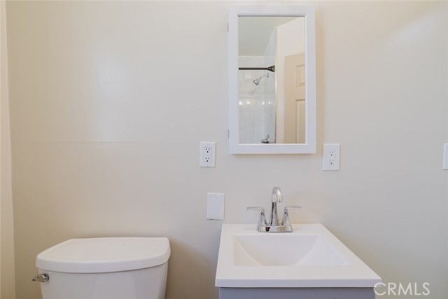 9709 Willis Avenue photo 37