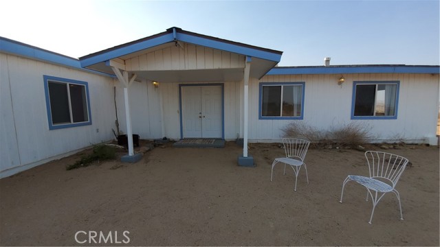 Detail Gallery Image 4 of 22 For 1729 N Deer Trl, Landers,  CA 92285 - 3 Beds | 2 Baths