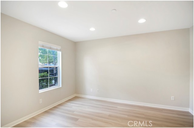 Detail Gallery Image 22 of 30 For 1410 Montgomery St, Tustin,  CA 92782 - 3 Beds | 2/1 Baths