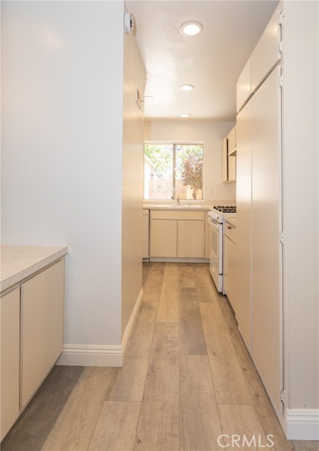611 Lighthouse Way, Port Hueneme CA: https://media.crmls.org/medias/ad6bbb7a-2a69-4230-93f8-7b0c56022003.jpg