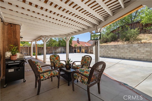 3314 Sandstone Court, Palmdale CA: https://media.crmls.org/medias/ad6bf020-d884-4d7a-92b2-a4a84ea4b1cd.jpg
