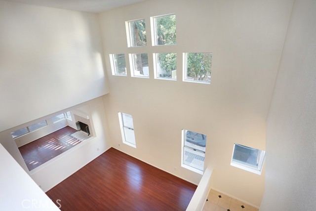 Image 41 of 50 For 961 Lone Pine