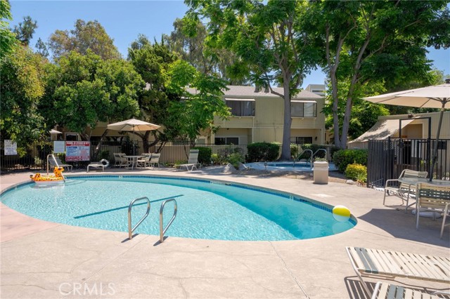 Detail Gallery Image 15 of 46 For 646 Sycamore Ave #18,  Claremont,  CA 91711 - 2 Beds | 3 Baths