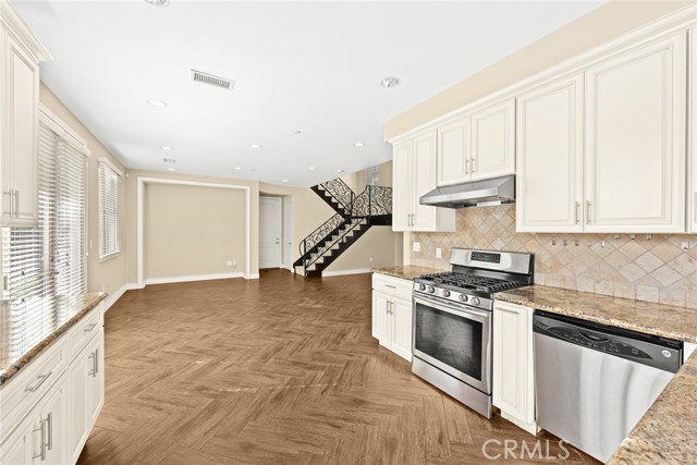 518 W Bencamp Street, San Gabriel CA: https://media.crmls.org/medias/ad6c9249-13b3-4ccb-9311-86ab67379fa9.jpg