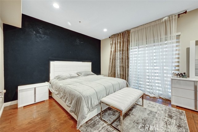 Detail Gallery Image 24 of 52 For 13629 Wyandotte St #111,  Van Nuys,  CA 91405 - 4 Beds | 3 Baths