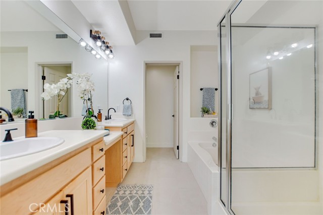 Detail Gallery Image 36 of 47 For 28210 Canterbury Ct, Valencia,  CA 91354 - 2 Beds | 2/1 Baths