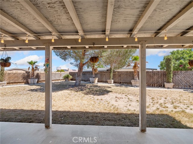 Detail Gallery Image 22 of 32 For 22620 Powhatan Rd, Apple Valley,  CA 92308 - 3 Beds | 2 Baths