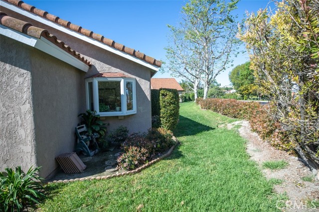 Detail Gallery Image 35 of 40 For 27671 via Granados, Mission Viejo,  CA 92692 - 2 Beds | 2 Baths