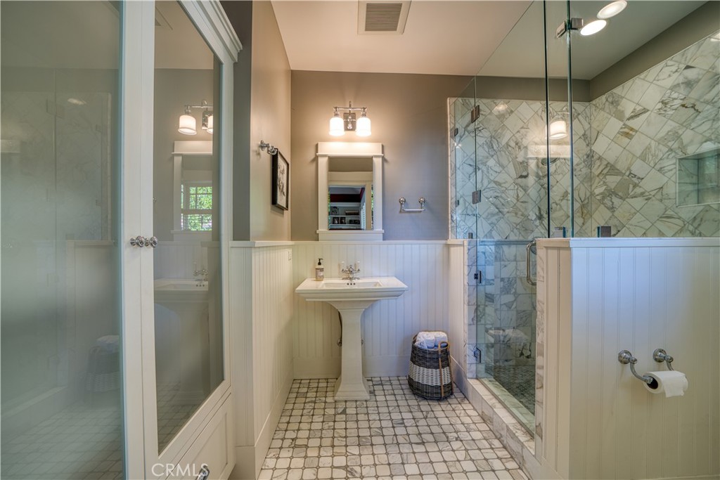 MLS #SC25140280 image #9