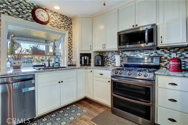 Detail Gallery Image 11 of 29 For 3415 Revere Rd, Riverside,  CA 92503 - 3 Beds | 2 Baths