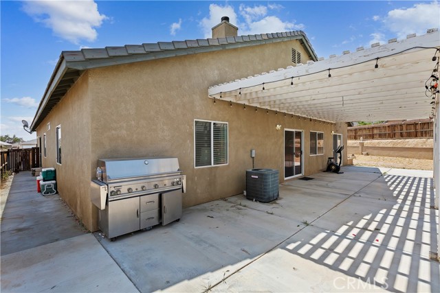 Detail Gallery Image 24 of 27 For 11970 Bryce Ct, Victorville,  CA 92392 - 5 Beds | 2 Baths
