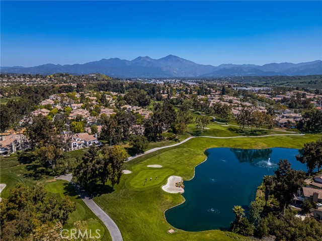 7 Cascada, Rancho Santa Margarita CA: https://media.crmls.org/medias/ad6f9f93-0e61-4fb6-a6ca-20888ac80b53.jpg