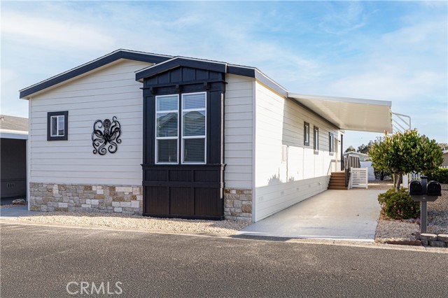 201 Five Cities Drive, Pismo Beach CA: https://media.crmls.org/medias/ad7004fd-e099-4784-a4a9-ffdc7d8757a9.jpg